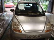 Cần bán Chevrolet Spark năm sản xuất 2010, màu bạc