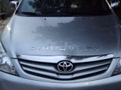 Bán ô tô Toyota Innova G 2012, màu bạc còn mới