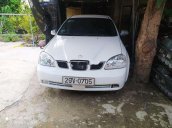 Cần bán gấp Daewoo Lacetti sản xuất năm 2004, màu trắng, nhập khẩu nguyên chiếc giá cạnh tranh