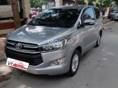 Cần bán lại xe Toyota Innova sản xuất năm 2017, xe tư nhân biển Hà Nội, cam kết chất lượng kiểm định kỹ càng, giá tốt