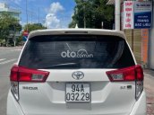 Bán ô tô Toyota Innova E năm 2018, màu trắng  