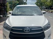 Bán ô tô Toyota Innova E năm 2018, màu trắng  