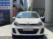 Xe Kia Rio 1.4AT Hatchback 2015, màu trắng