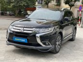 Mitsubishi Outlander 2.4 Premium màu đen đi ít