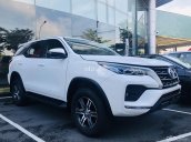 Toyota Fortuner 2.4 màu trắng chỉ 250tr nhận xe - khuyến mãi giảm giá tiền mặt - tặng phụ kiện giá rẻ nhất TP HCM