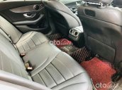 Mercedes C200 sx 2019 màu đỏ, nội thất đen, bảo hành chính hãng đến T10/2022