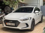 Xe Hyundai Elantra 2018, màu trắng còn mới