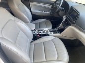 Cần bán gấp Hyundai Elantra 2017, 510tr