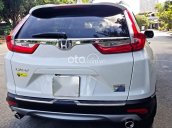 Bán ô tô Honda CR-V sx 2019, rất ít đi, odo 16.000km, số tự động, nhập khẩu nguyên chiếc, màu trắng, giá 905 triệu