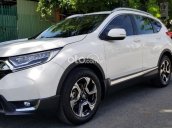 Bán ô tô Honda CR-V sx 2019, rất ít đi, odo 16.000km, số tự động, nhập khẩu nguyên chiếc, màu trắng, giá 905 triệu