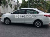 Cần bán lại xe Toyota Vios đời 2015, màu trắng số sàn, 285tr