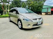 Bán Mitsubishi Grandis đời 2009, màu vàng cát số tự động, giá tốt