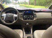 Cần bán gấp Toyota Innova E năm 2015 chính chủ