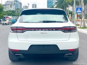 Porsche Macan năm sản xuất 2021 -  Màu trắng / nội thất hai màu đỏ đen