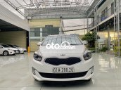 Cần bán lại xe Kia Rondo năm 2016, màu trắng còn mới