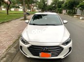 Bán Hyundai Elantra đời 2017, màu trắng, nhập khẩu nguyên chiếc, giá tốt