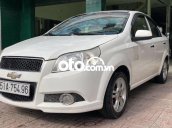 Xe Chevrolet Aveo đời 2014, màu trắng còn mới