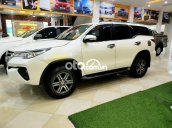 Cần bán xe Toyota Fortuner năm 2017, màu trắng, 750 triệu