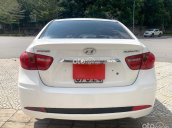 Bán xe Hyundai Avante 1.6 MT 2013, màu trắng  