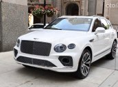 Bán xe Bentley Bentayga model 2022, nhập khẩu, trả góp 70%, xe đẹp, sẵn xe giao ngay