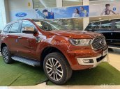 Ford Everest Biturbo 4x4 10AT chỉ từ 300 tr nhận xe ngay. Xe đủ màu giao ngay, không cần CM thu nhập ưu đãi lớn nhất năm + full phụ kiện chính hãng