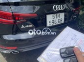 Bán Audi A4 năm sản xuất 2017, màu đen, xe nhập còn mới