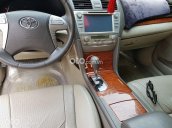 Bán Toyota Camry đời 2011, xe tư nhân 1 chủ đi rất ít