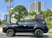 Cần bán Toyota Fortuner sản xuất 2016, màu đen còn mới