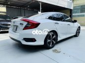 Cần bán xe Honda Civic 1.5L Turbo năm sản xuất 2017, nhập khẩu nguyên chiếc