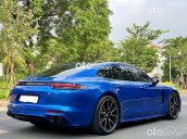 Porsche Panamera full option 2018, màu xanh