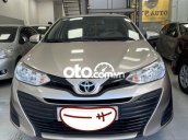 Bán ô tô Toyota Vios E năm sản xuất 2018, màu vàng cát còn mới