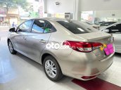 Bán ô tô Toyota Vios E năm sản xuất 2018, màu vàng cát còn mới