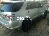 Cần bán xe Toyota Fortuner sản xuất năm 2016, màu bạc  