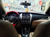 Bán Toyota Vios 2020, màu bạc xe gia đình, giá tốt