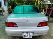 Xe Toyota Camry sản xuất năm 1994, màu bạc, nhập khẩu