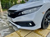 Cần bán xe Honda Civic 1.5Turbo đời 2019 nhập khẩu xe 1 chủ rất mới