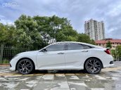 Cần bán xe Honda Civic 1.5Turbo đời 2019 nhập khẩu xe 1 chủ rất mới