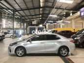 Bán Toyota Corolla Altis 1.8 AT 2016, màu bạc, giá chỉ 589 triệu