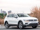 Khai trương showroom Phú Mỹ Volkswagwen, giảm giá Tiguan 100 triệu tiền mặt và nhiều phụ kiện hấp dẫn