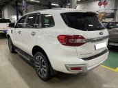 Cần bán lại xe Ford Everest BiturBo TRắng 2019