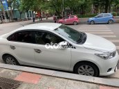 Bán xe Toyota Vios năm 2016, màu trắng còn mới