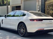 Bán Porsche Panamera năm sản xuất 2017, màu trắng, xe nhập