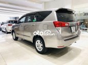 Cần bán xe Toyota Innova đời 2019, màu xám, nhập khẩu nguyên chiếc  