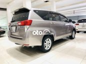 Cần bán xe Toyota Innova đời 2019, màu xám, nhập khẩu nguyên chiếc  