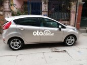 Cần bán gấp Ford Fiesta sản xuất năm 2011 còn mới, 272 triệu