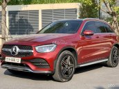 GLC 300 4Matic model 2020 đỏ, nội thất kem