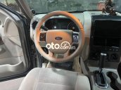 Bán Ford Explorer đời 2005, màu xám, nhập khẩu còn mới