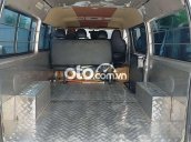 Bán Toyota Hiace sản xuất 2006, nhập khẩu nguyên chiếc