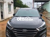 Cần bán xe Hyundai Tucson sản xuất năm 2019, màu đen