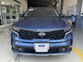 Cần bán lại xe Kia Sorento đời 2021, màu xanh lam